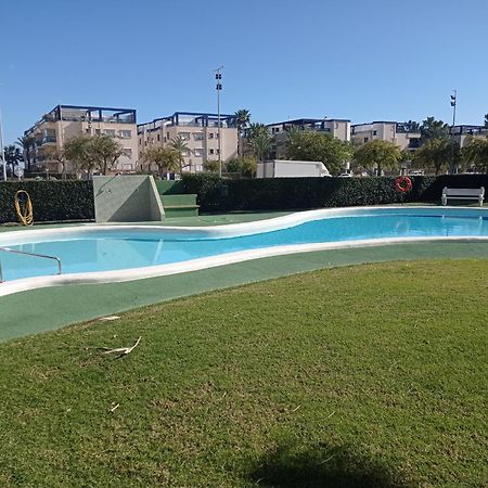 Los Juncos Solo Familias Serviplaya Playa De Xeraco Exterior photo